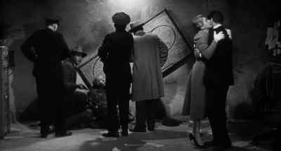 He's dead, lieutenant. - I Bury the Living