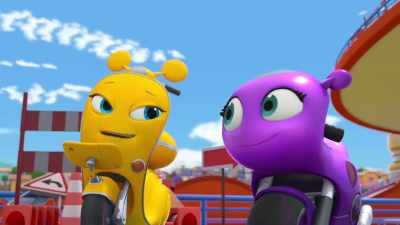 - He's doing it! This is
the fastest he's ever gone! - Ricky Zoom