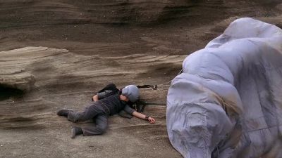 He's down there. - Lost