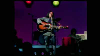 ♪ He's five-foot-two
and he's six-feet-four ♪ - Rumble: The Indians Who Rocked the World