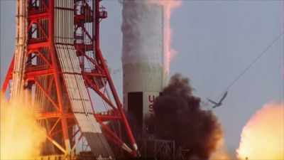 He's flown to space
three times already, - Tales From The Explorers Club