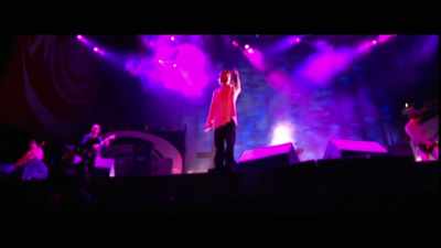 He's fucking looking for me.
Points to me and it's like, - Oasis: Knebworth 1996