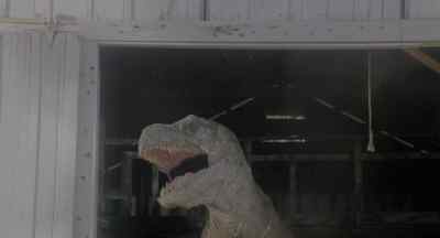 He's goin' down. - Tammy and the T Rex