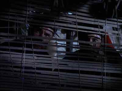- He's going to be our big danger.
- Here. - The Time Tunnel