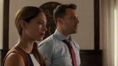 - He's going to clean the field. - Burden of Truth