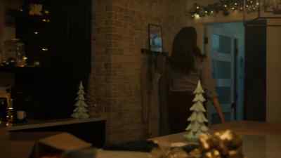 - He's gonna be very sad - The Santa Class