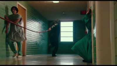 He's gonna cut the guy open, - Inmate #1: The Rise of Danny Trejo