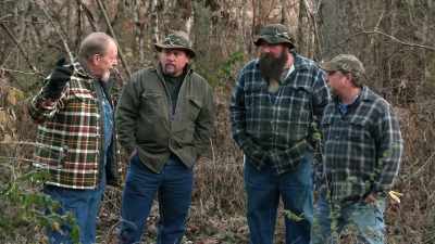 He's gonna drop something off, - Moonshiners: Master Distiller