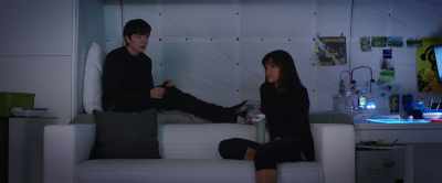 He's gonna fall in love
with her and fall to Earth. - The Space Between
