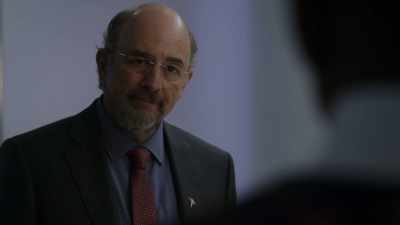 He's gonna handle anything
you throw at him. - The Good Doctor