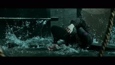 He's got a poison capsule. - Watchmen