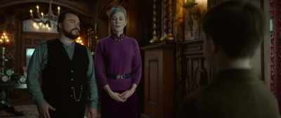 -He's got eyes, Jonathan.
-[sighs] - The House with a Clock in Its Walls