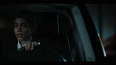 - He's headed for the bakery.
- He'll never get inside. - The Imperfects
