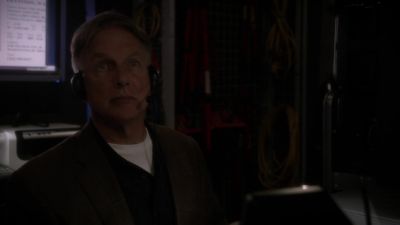 He's headed towards
the south end. - NCIS