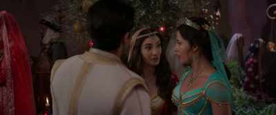 He's here.
Say something, act natural. - Aladdin