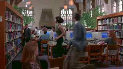 - He's here.
- Shit. - Scream 2