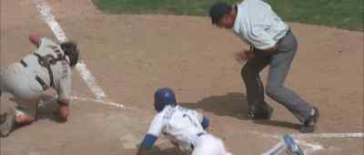 He's hit the dirt!
He's safe! Safe! - The Sandlot
