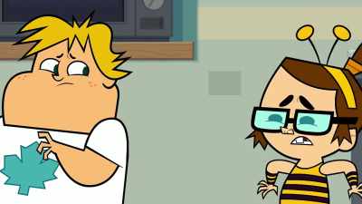 - He's hungry! I think he wants
your chocolate bar! - Total DramaRama