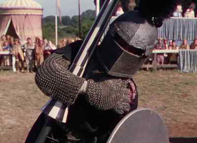 He's hurt. - Ivanhoe
