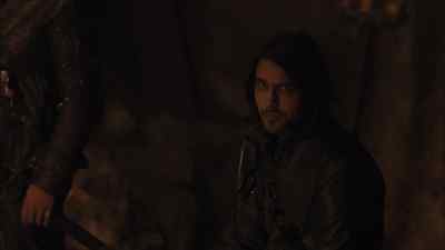 He's injured. - The Musketeers