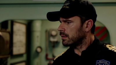 He's insane! - The Last Ship