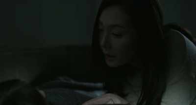 He's Jun-hee's brother. - The Mimic