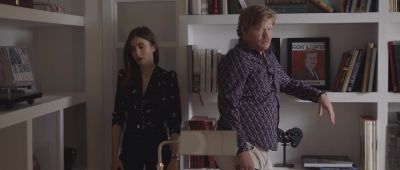 - He's just gonna keep knocking. - Windfall