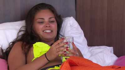 He's just had one
ex‐girlfriend like
(MEOWING NOISE) - Love Island
