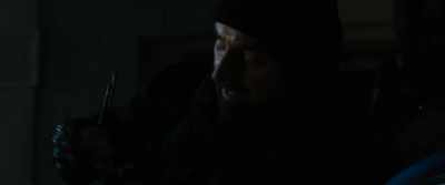He's just scared and he hates
this muzzle that he's wearing, - London Has Fallen