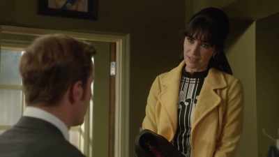 He's just targeting Milo
because he thinks - Ms Fisher's Modern Murder Mysteries