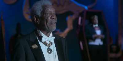♪ He's leaving... ♪ - Coming 2 America