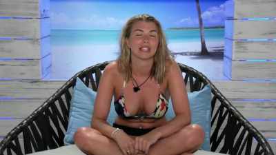 He's like... We do not,
whatever the word is,
magnetize, - Love Island