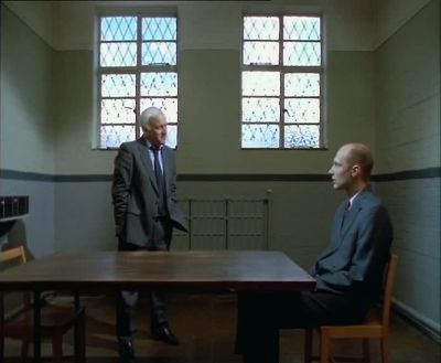 He's lying. - Inspector Morse
