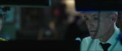 - He's moving too much. - Bon Cop Bad Cop 2
