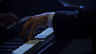 He's never missed a note. - House