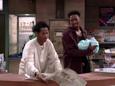 He's not a parakeet. - The Wayans Bros.