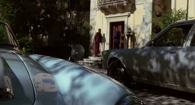 He's not answering. - Bad Boys