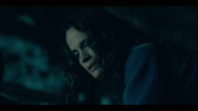 He's not breathing. - The Haunting of Hill House