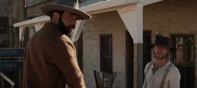 - He's not coming, Deputy.
-        All right? - Walker Independence