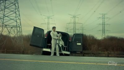 He's not going to kill us here. - Hannibal