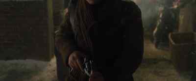 He's not going to
shoot it here, is he? - War Horse