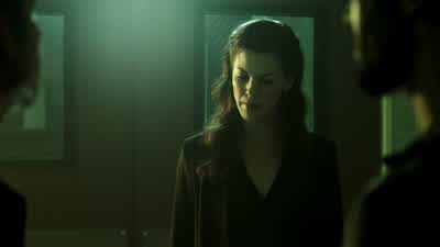 - He's not gonna hurt her. - Teen Wolf