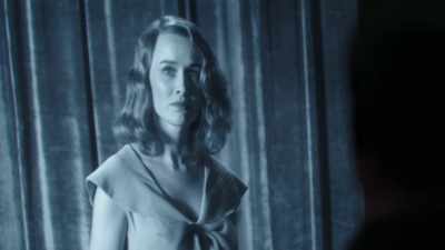 He's not who he says he is. - The Last Tycoon