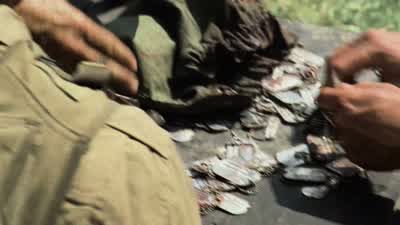 He's not here. - Saving Private Ryan