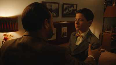 - He's not?
- No, he was our paperboy, - The Marvelous Mrs. Maisel