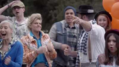He's on the thing, - Rob Riggle's Ski Master Academy
