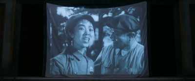 He's our Commissar Wang,
of course I know him. - One Second
