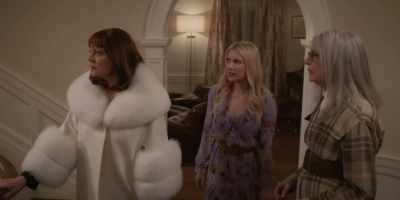 -He's outside?
-Oh, dear. Really? - Maybe I Do