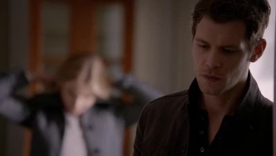 He's packing. - The Originals