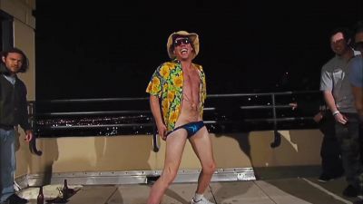 He's peeing like a girl - Jackass Number Two